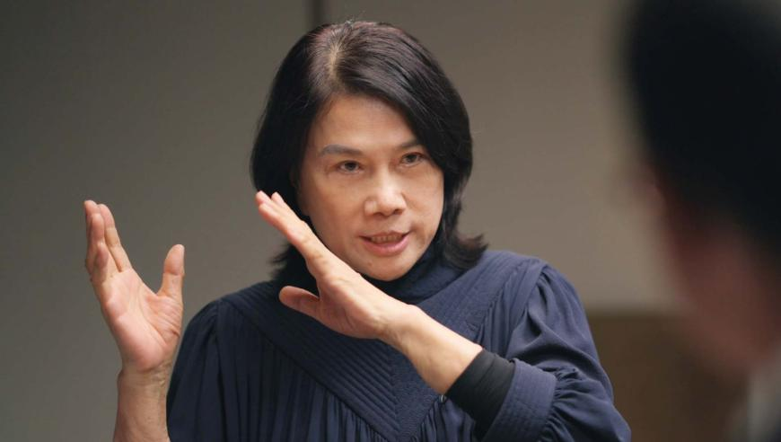 26岁女子曝面试时遭七旬男子猥亵,2025新澳门开奖结果查询表,最新热门解答落实_标清版V2.74